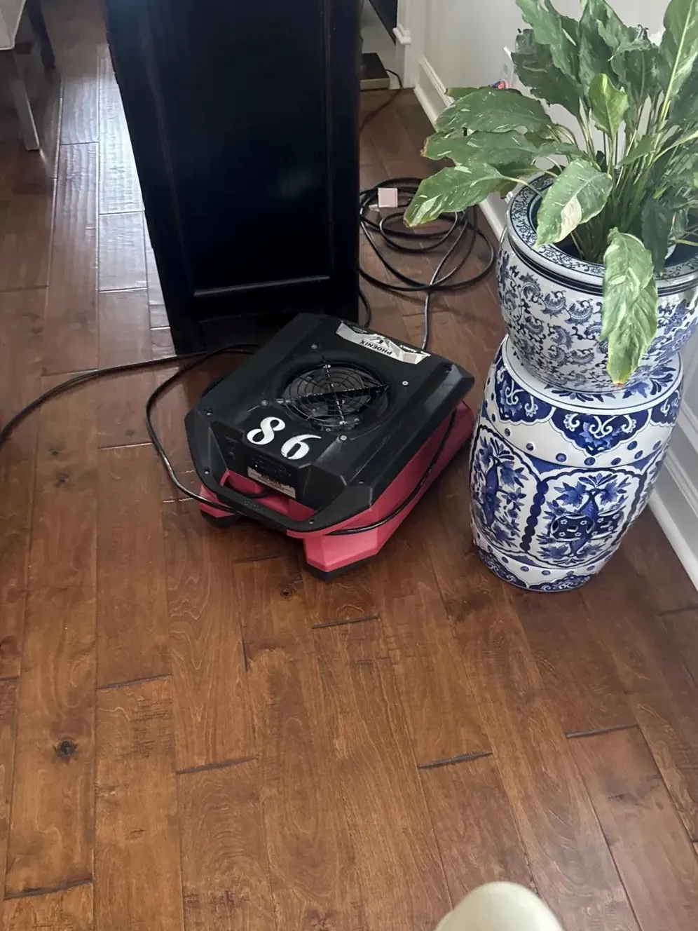 Water damage drying in Suwanee, GA