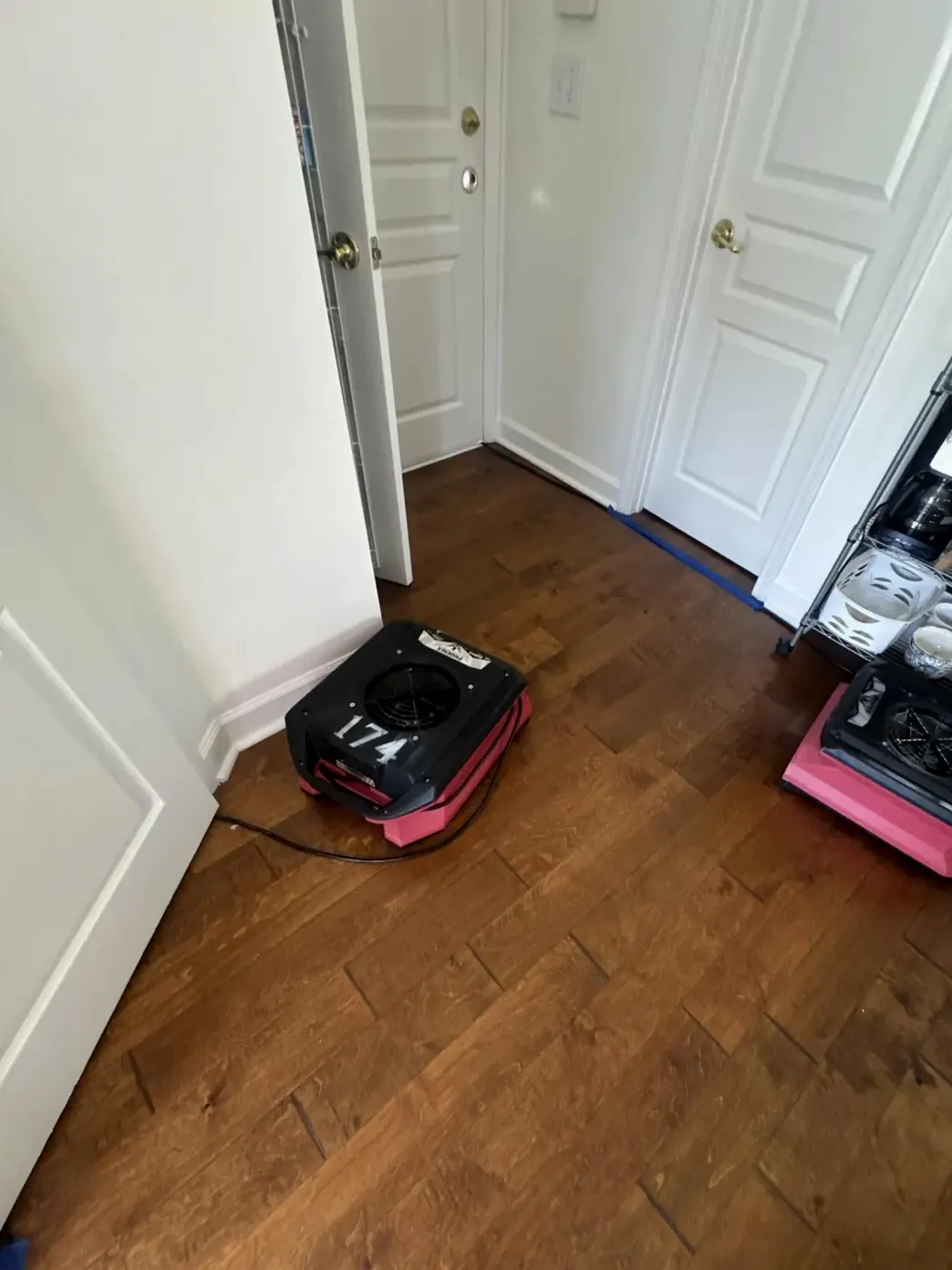 Water damage drying in Suwanee, GA (2)