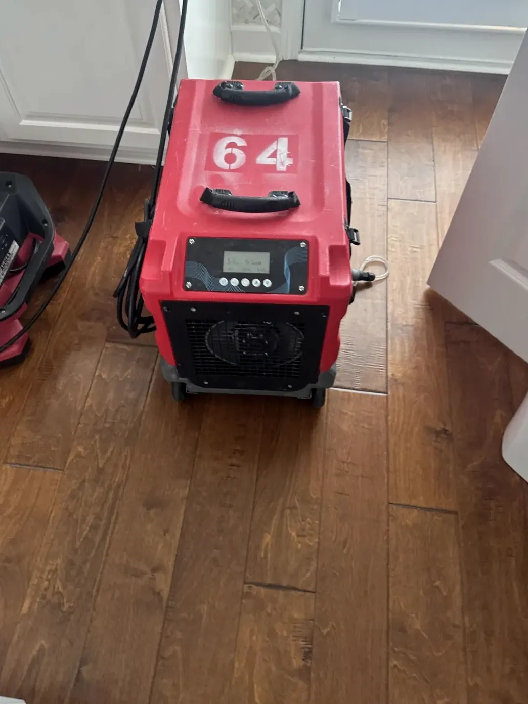 Water damage drying in Suwanee, GA (3)